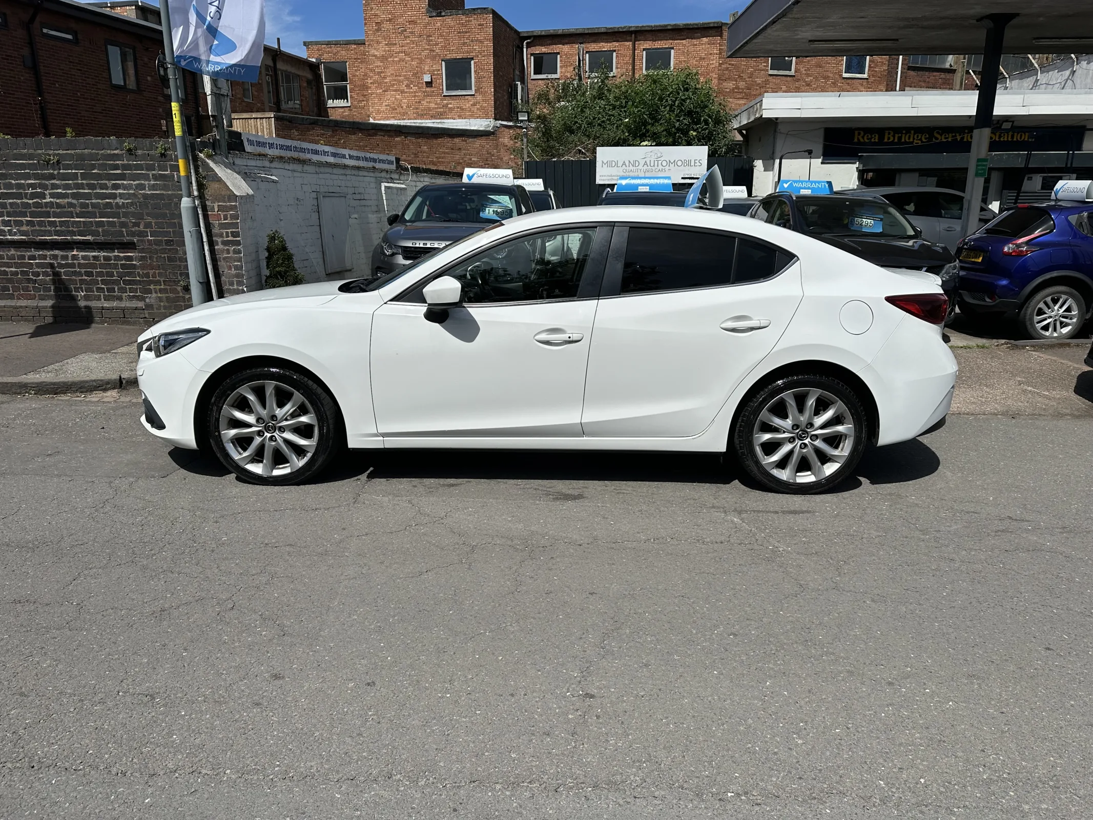 2014 Mazda 3 2.2 Skyactiv-D- Sport — image 6