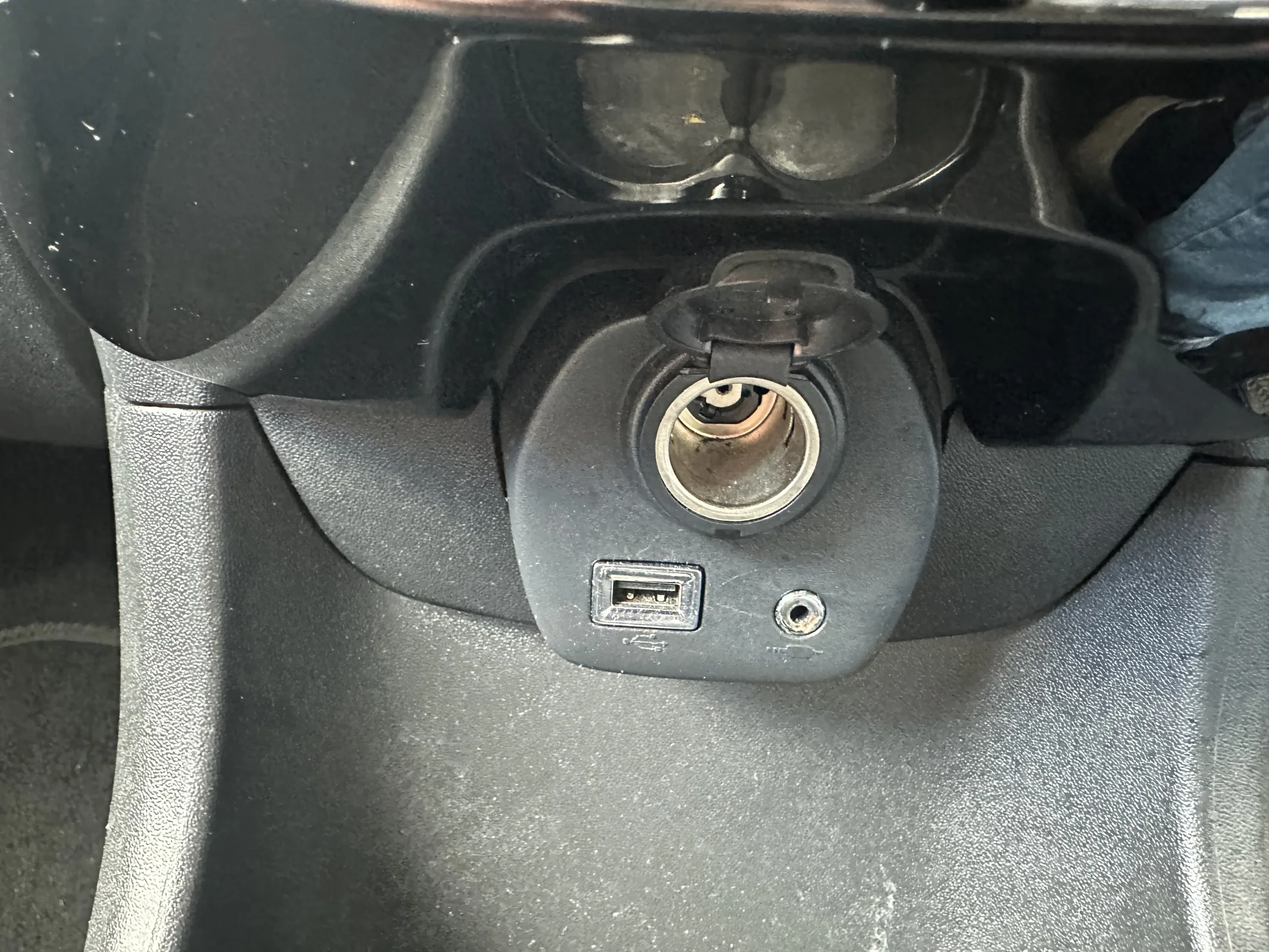 2017 Peugeot 108 1.2 PureTech Allure — image 26