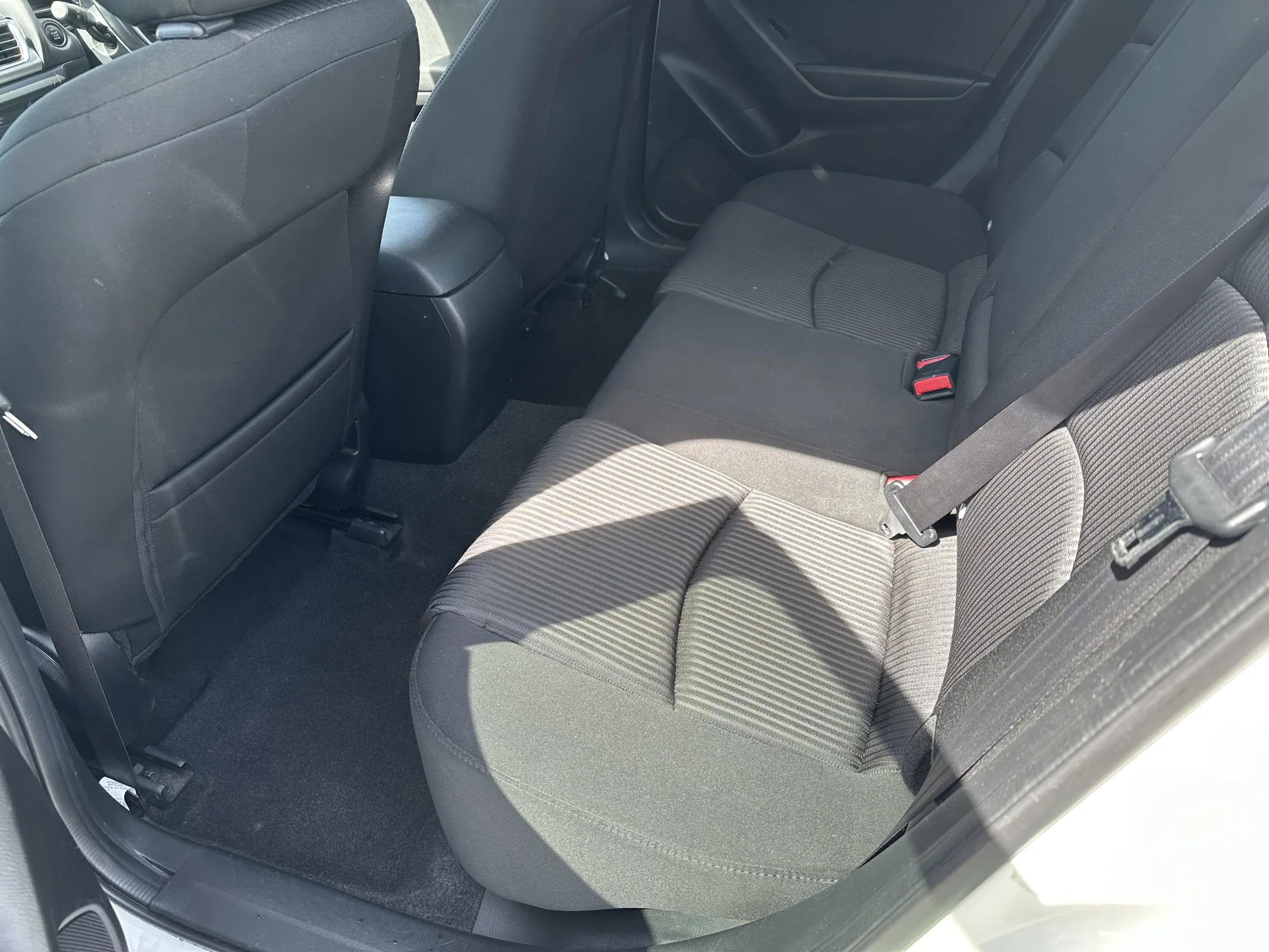 2014 Mazda 3 2.2 Skyactiv-D- Sport — image 27