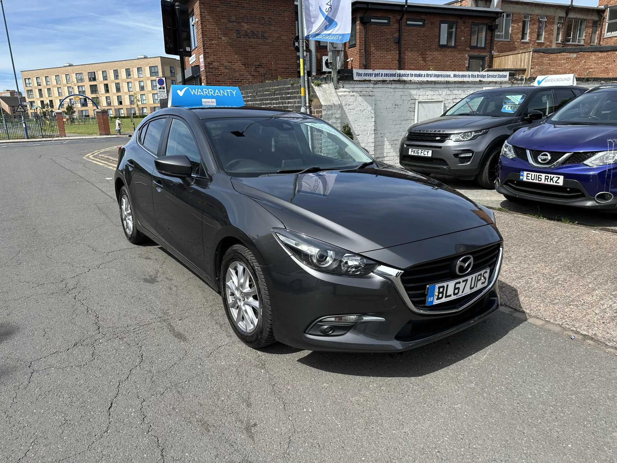 2018 Mazda 3 2.2 Skyactiv-D-Se-L Nav — image 2