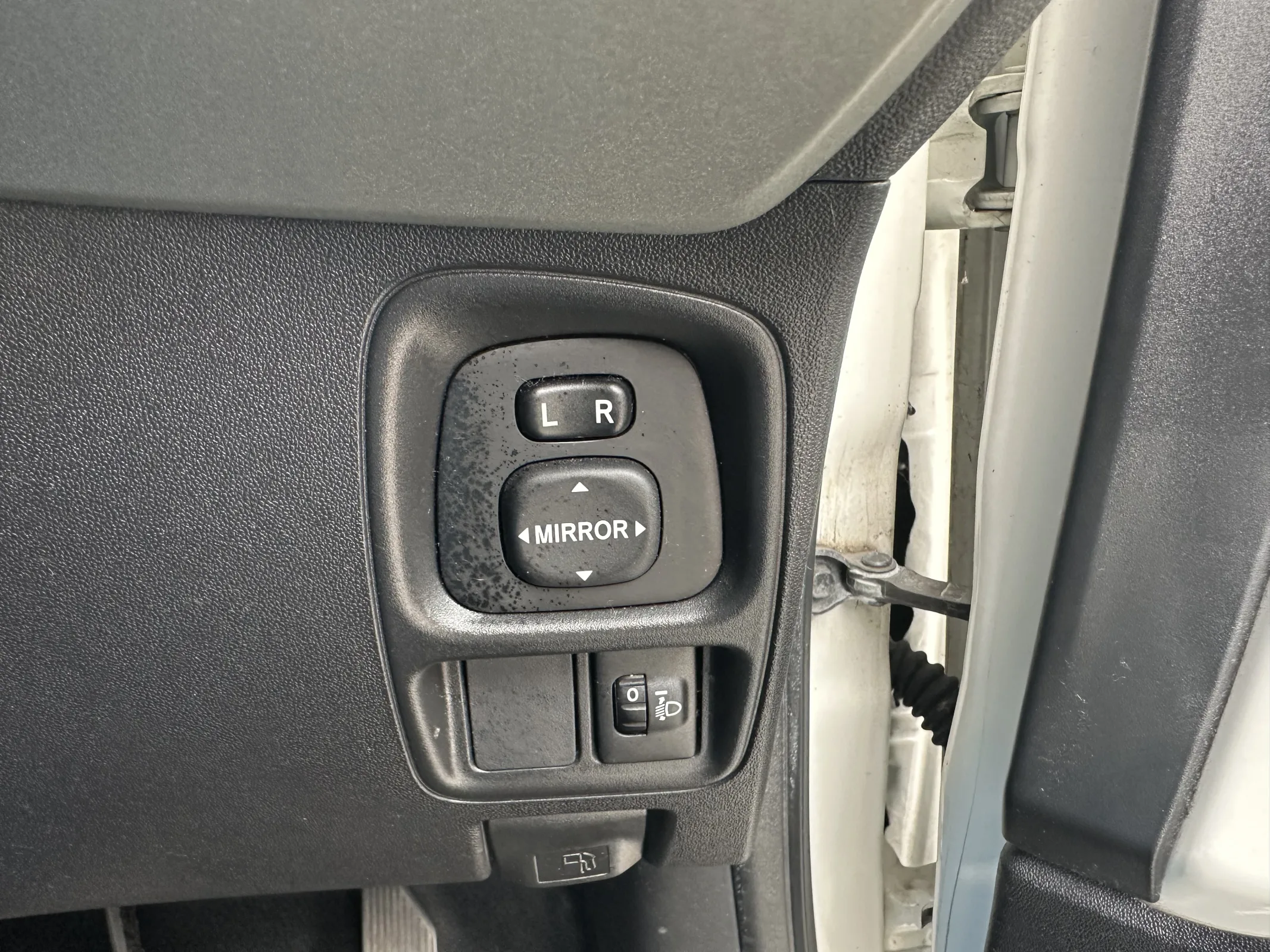 2017 Peugeot 108 1.2 PureTech Allure — image 31