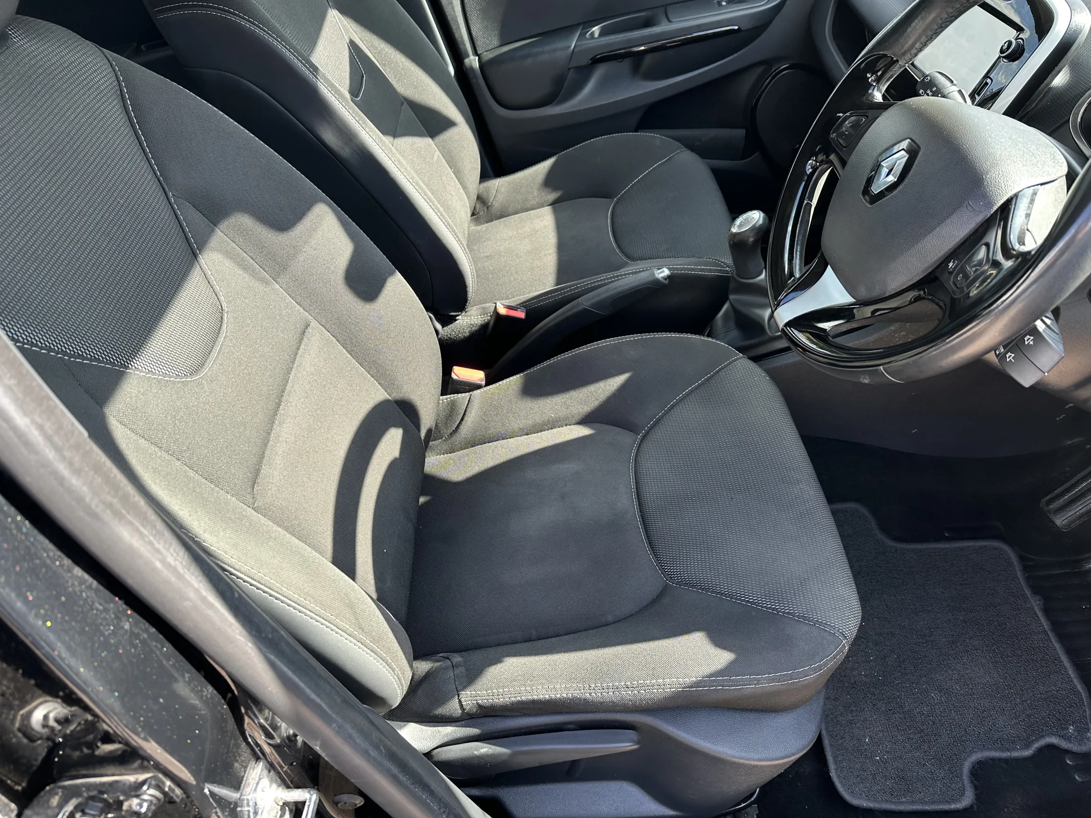 2016 Renault Clio 0.9 Tce Dynamique — image 11
