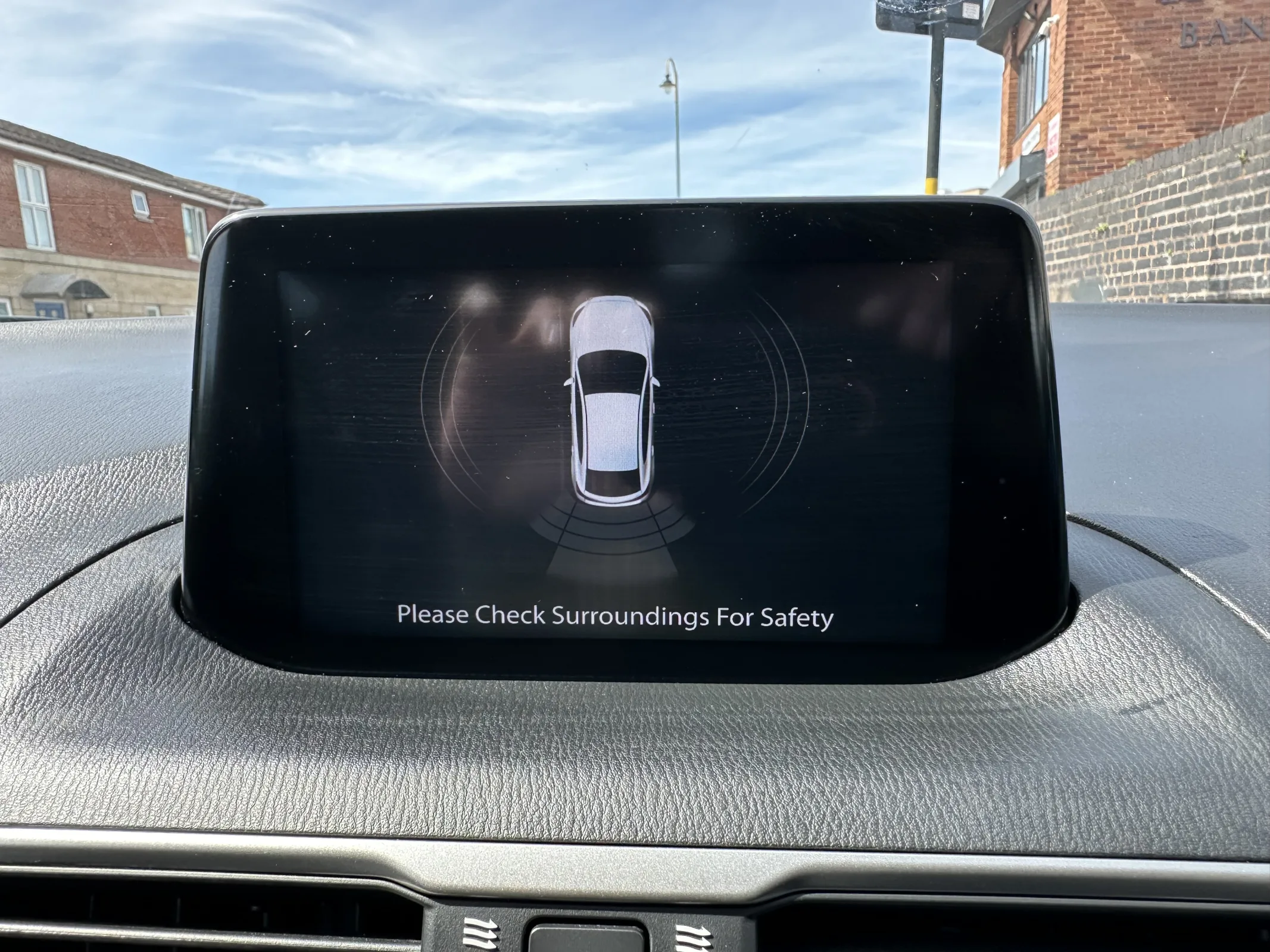 2018 Mazda 3 2.2 Skyactiv-D-Se-L Nav — image 16