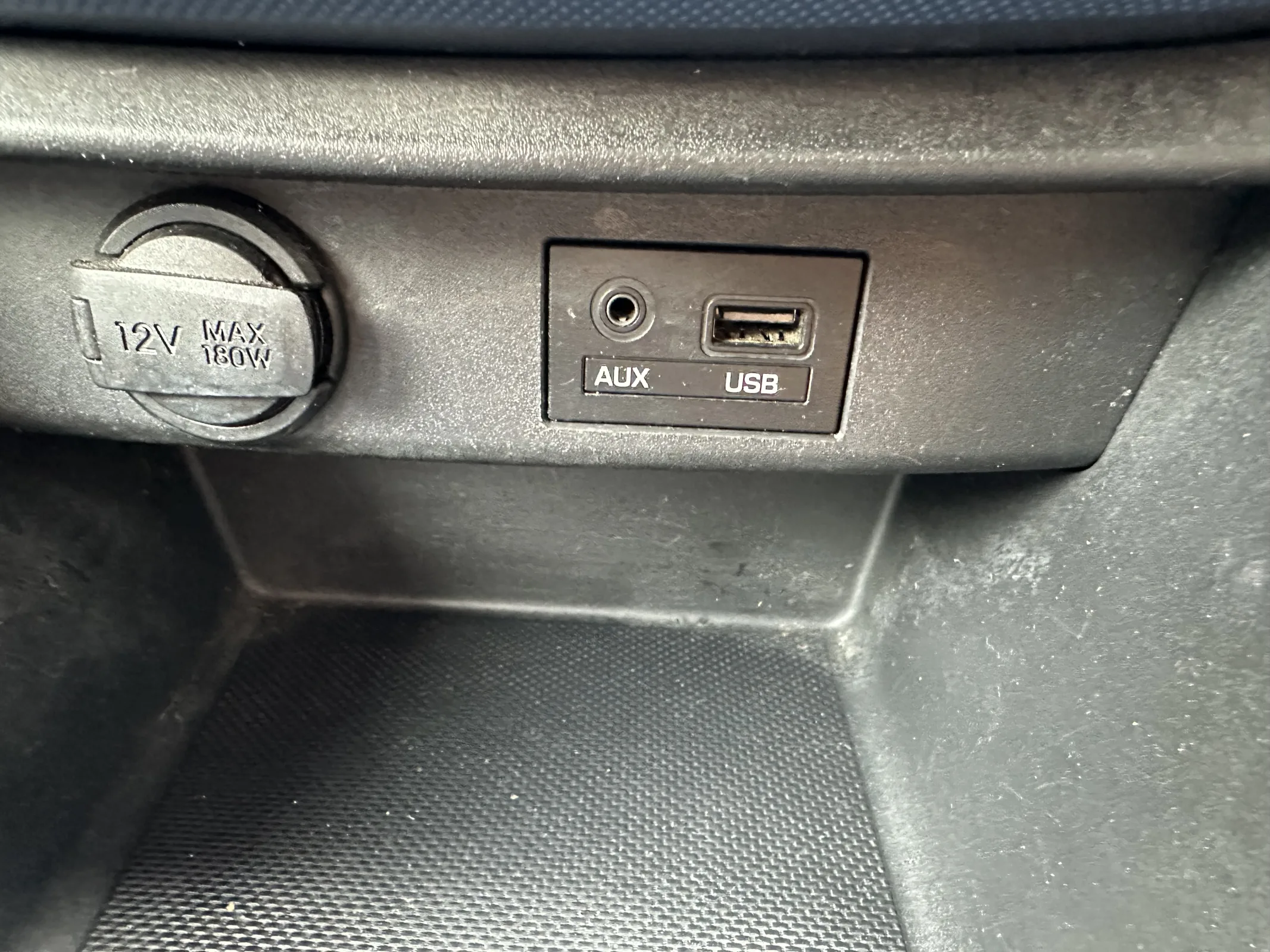 2014 Hyundai i10 1.0 se — image 24