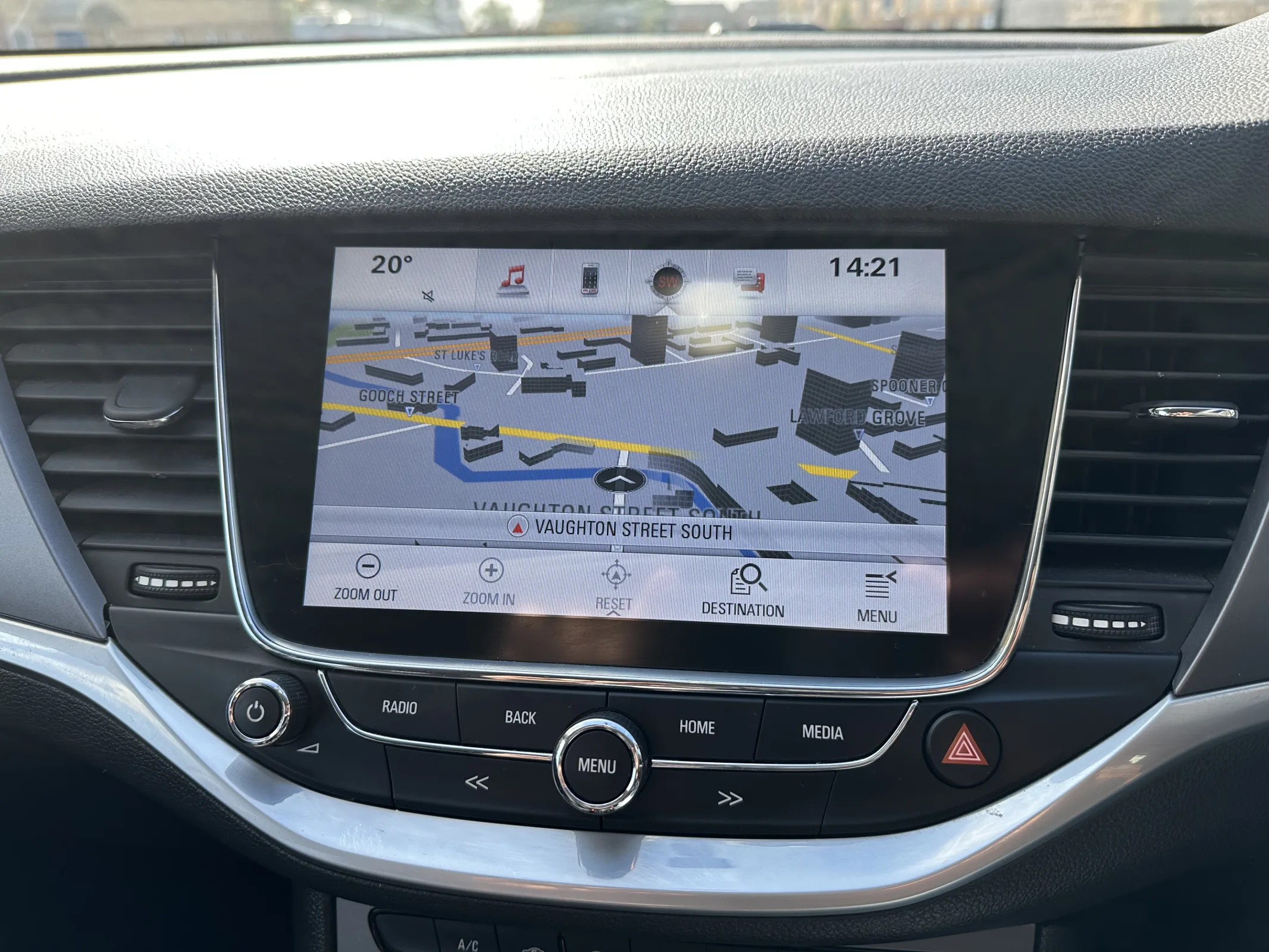 2016 Vauxhall Astra 1.0i turbo tech line — image 14