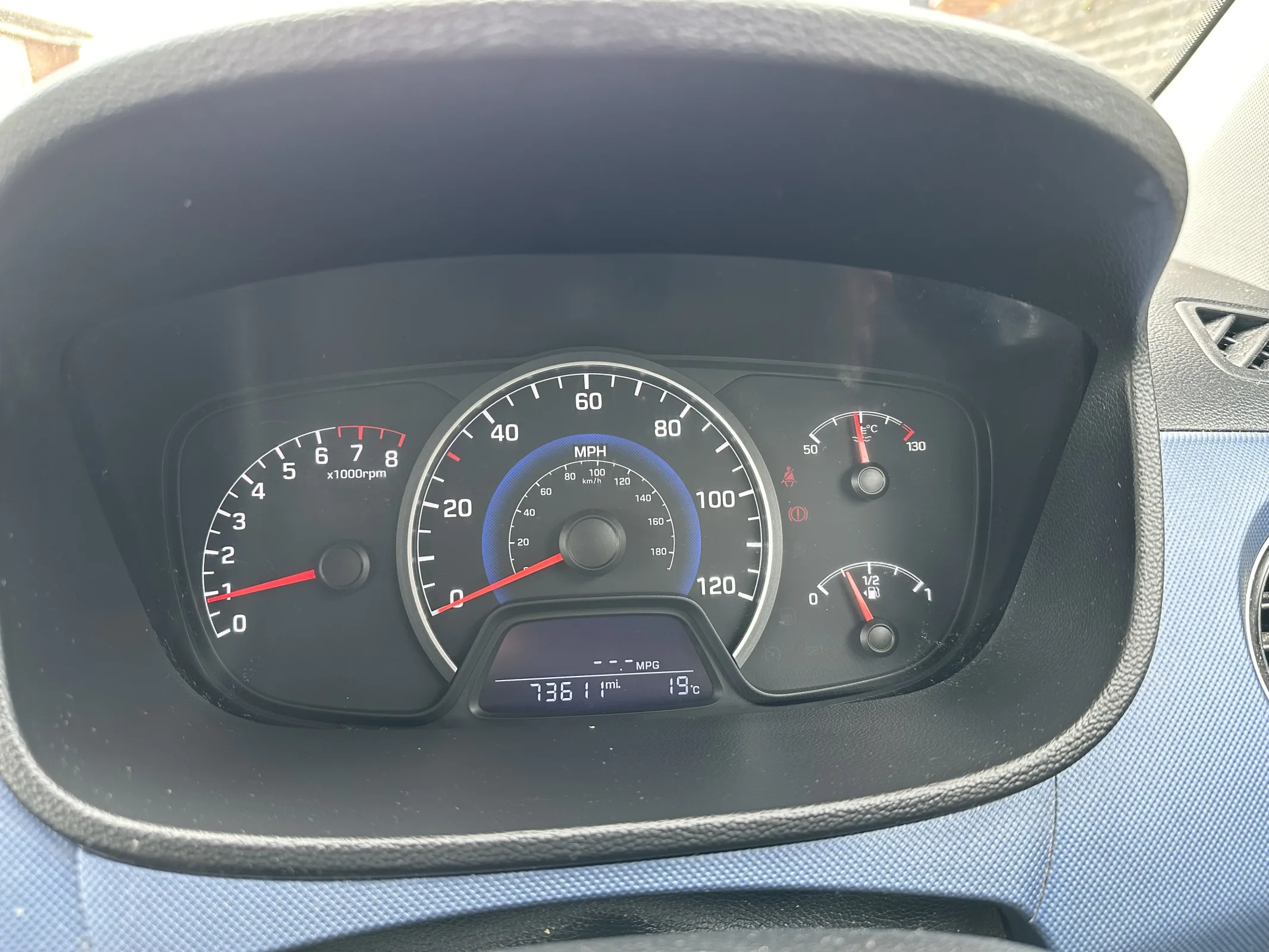 2014 Hyundai i10 1.0 se — image 14