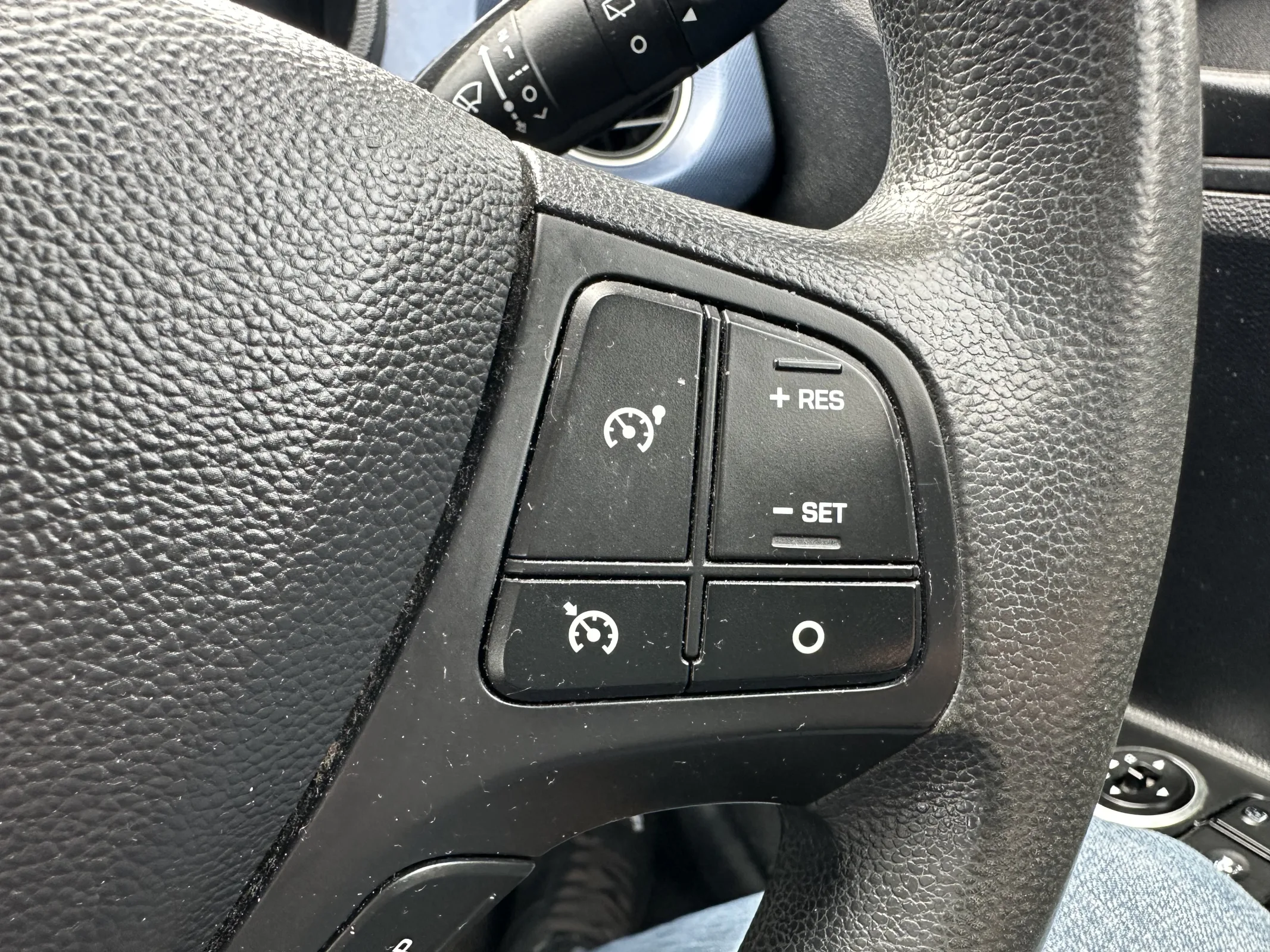 2014 Hyundai i10 1.0 se — image 17