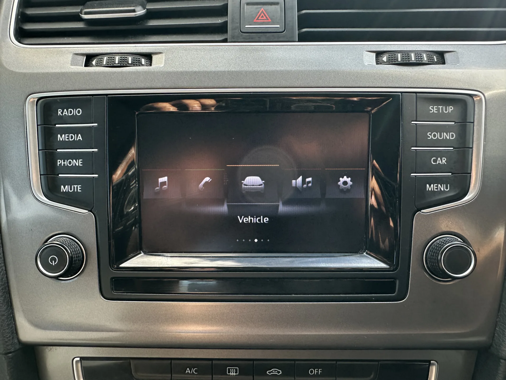 2014 Volkswagen Golf 1.2 Tsi Bluemotion Tech Se — image 21