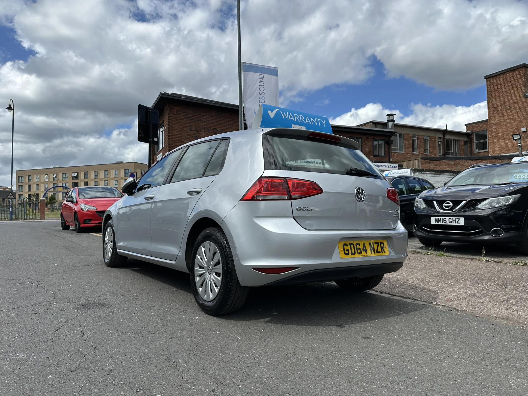 2014 Volkswagen Golf 1.2 Tsi Bluemotion Tech Se — image 11