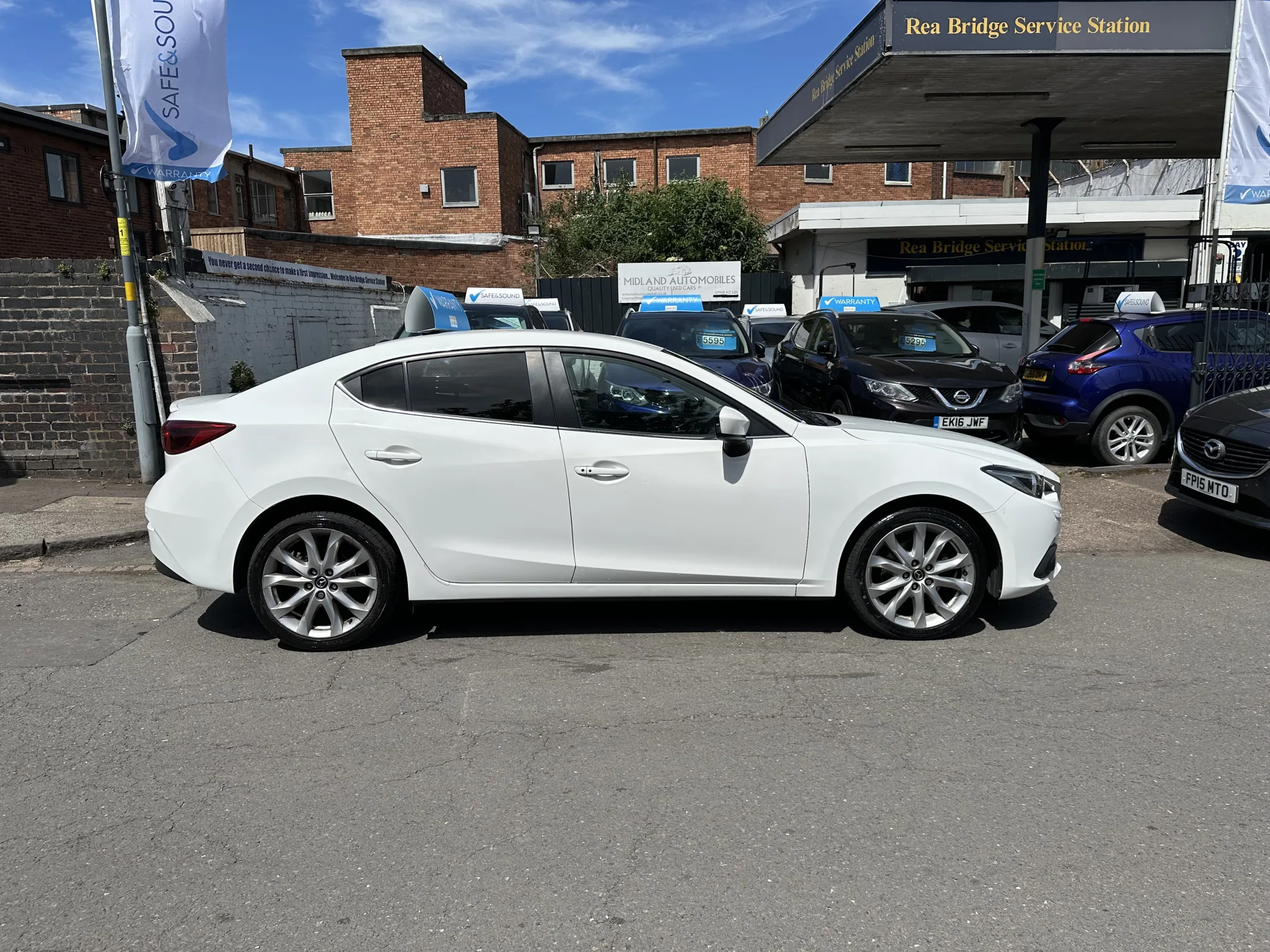 2014 Mazda 3 2.2 Skyactiv-D- Sport — image 3