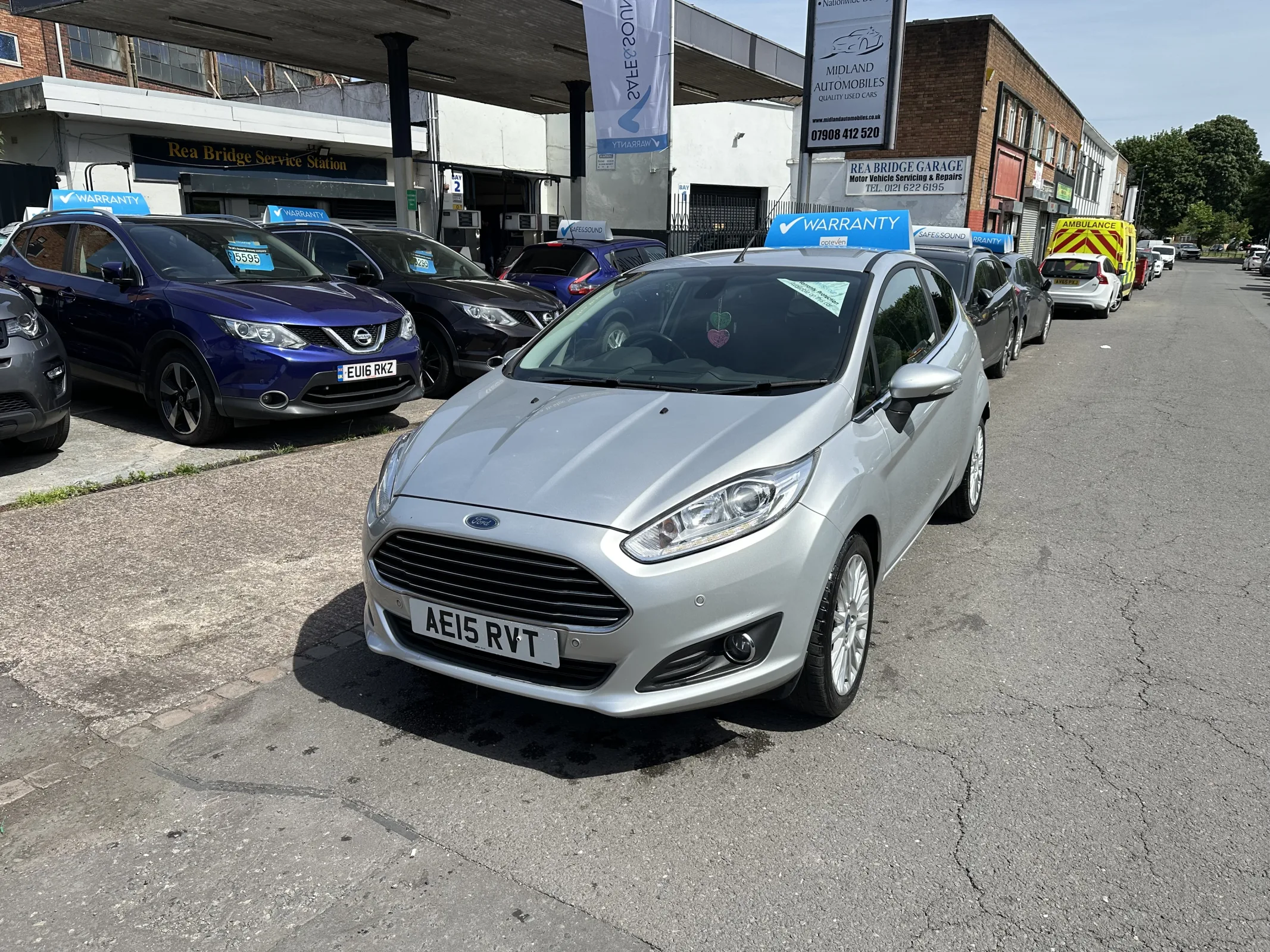 2015 Ford Fiesta 1.0 EcoBoost Titanium — image 4