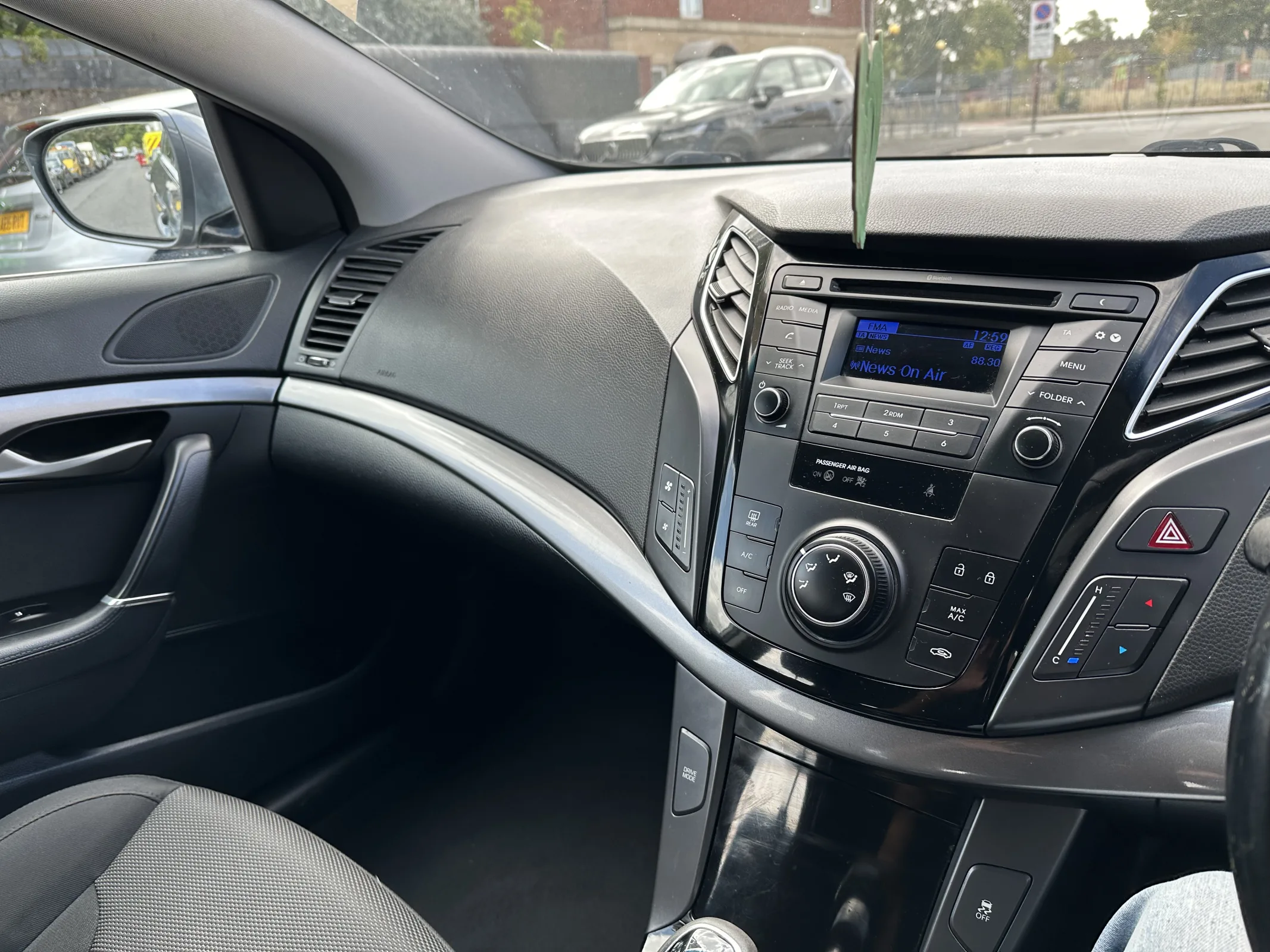 Hyundai i40 1.7 Crdi blue drive S Tourer — image 16