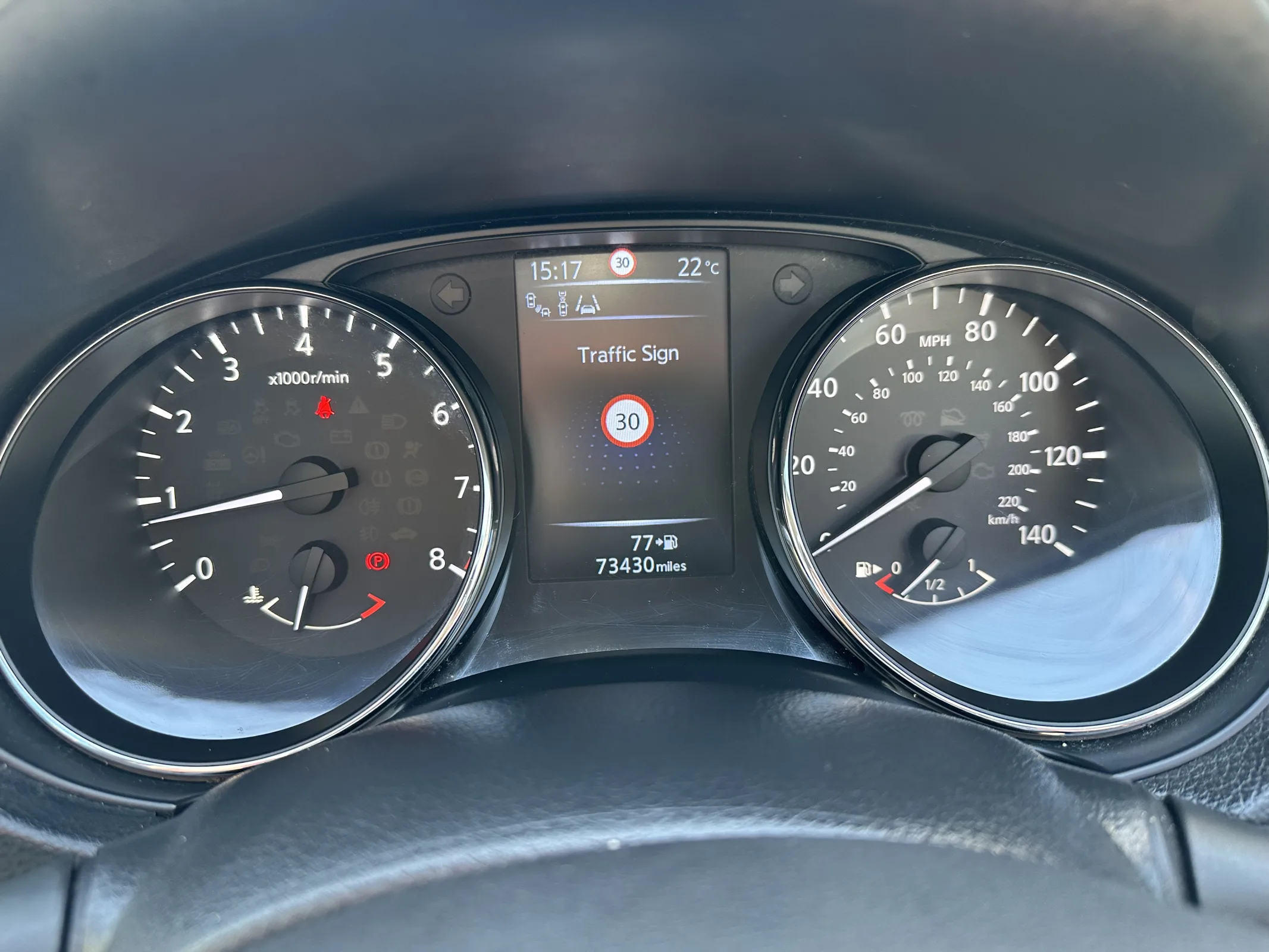 2016 Nissan Qashqai 1.2 Dig T Tekna — image 17