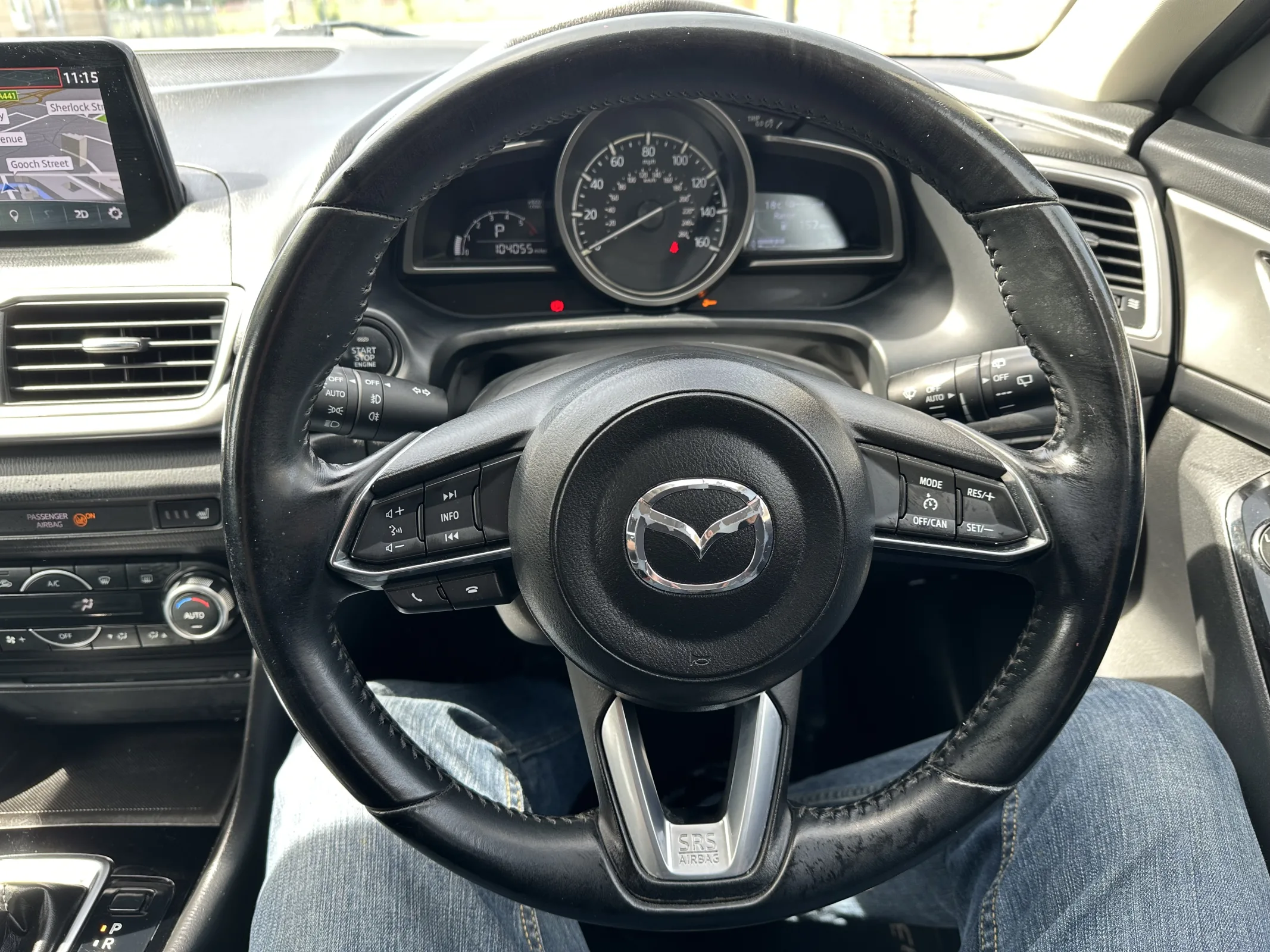 2018 Mazda 3 2.2 Skyactiv-D-Se-L Nav — image 11