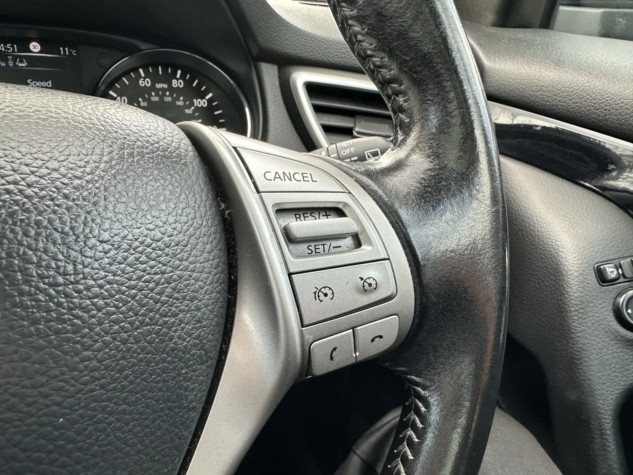2016 Nissan Qashqai 1.2 DIG-T Tekna — image 18