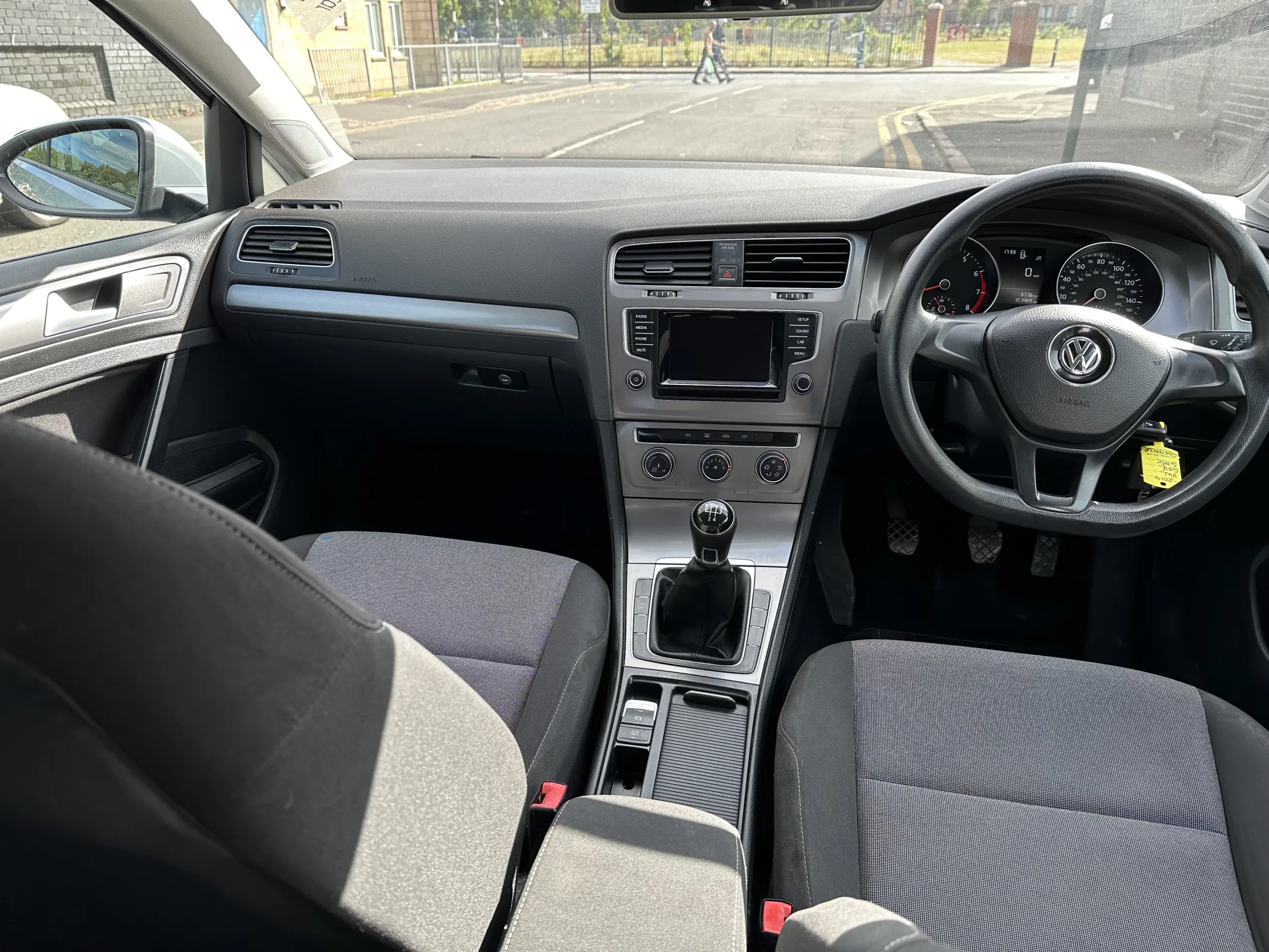 2014 Volkswagen Golf 1.2 Tsi Bluemotion Tech Se — image 16