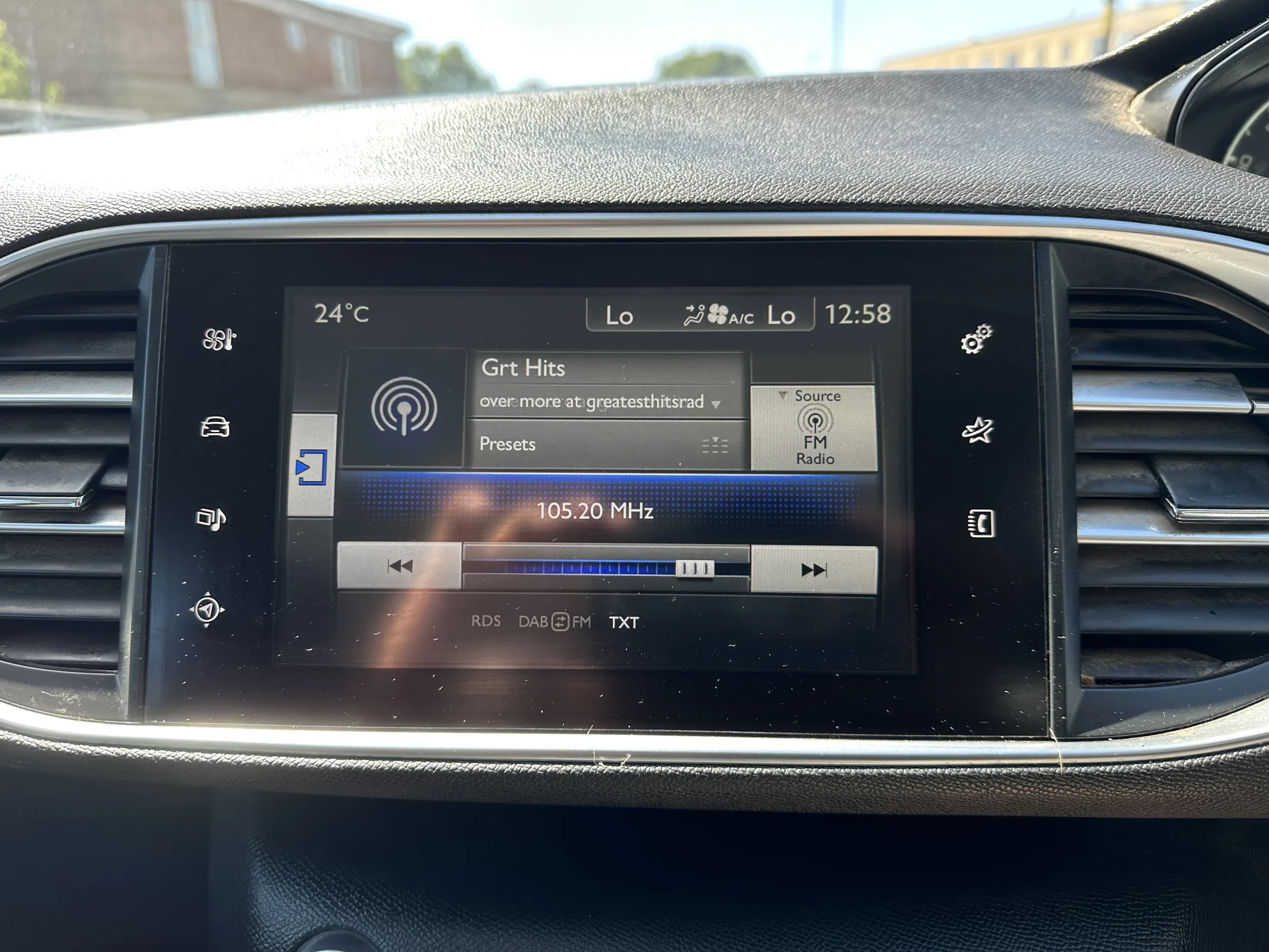 Peugeot 308 SW 1.6 Hdi Allure — image 16