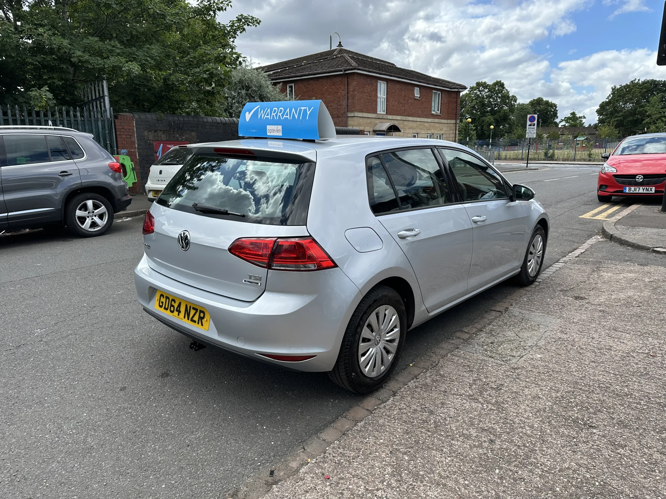 2014 Volkswagen Golf 1.2 Tsi Bluemotion Tech Se — image 10