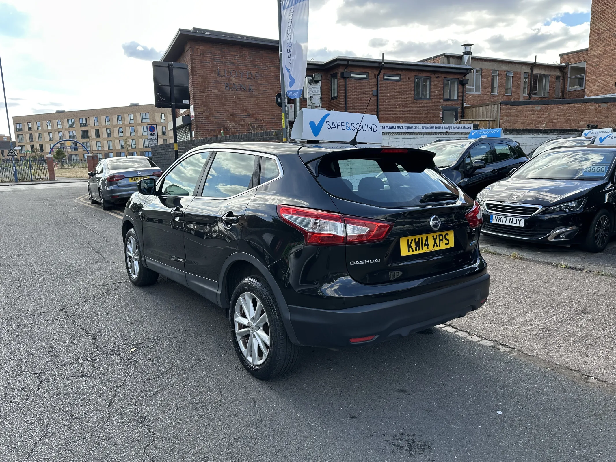 2014 Nissan Qashqai 1.5 dci Acenta — image 8