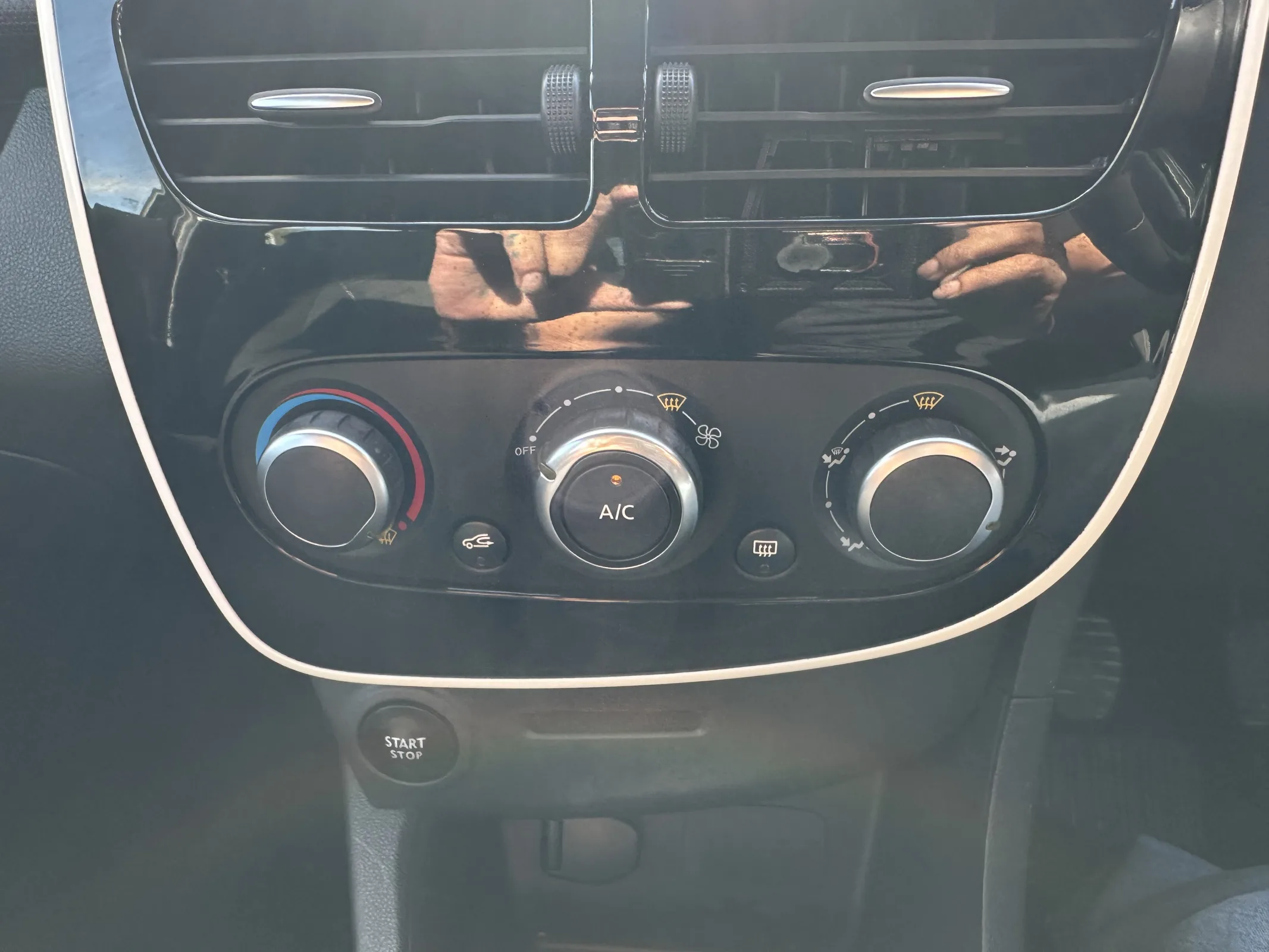 2016 Renault Clio 0.9 Tce Dynamique — image 20