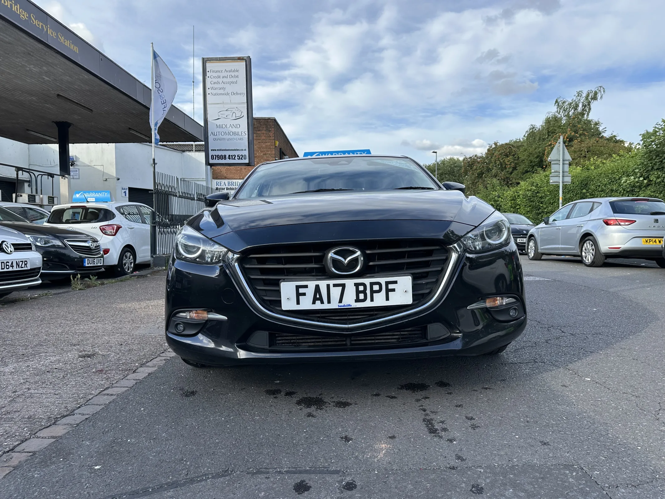 2017 Mazda3 2.2 Skyactiv-d se nav — image 13
