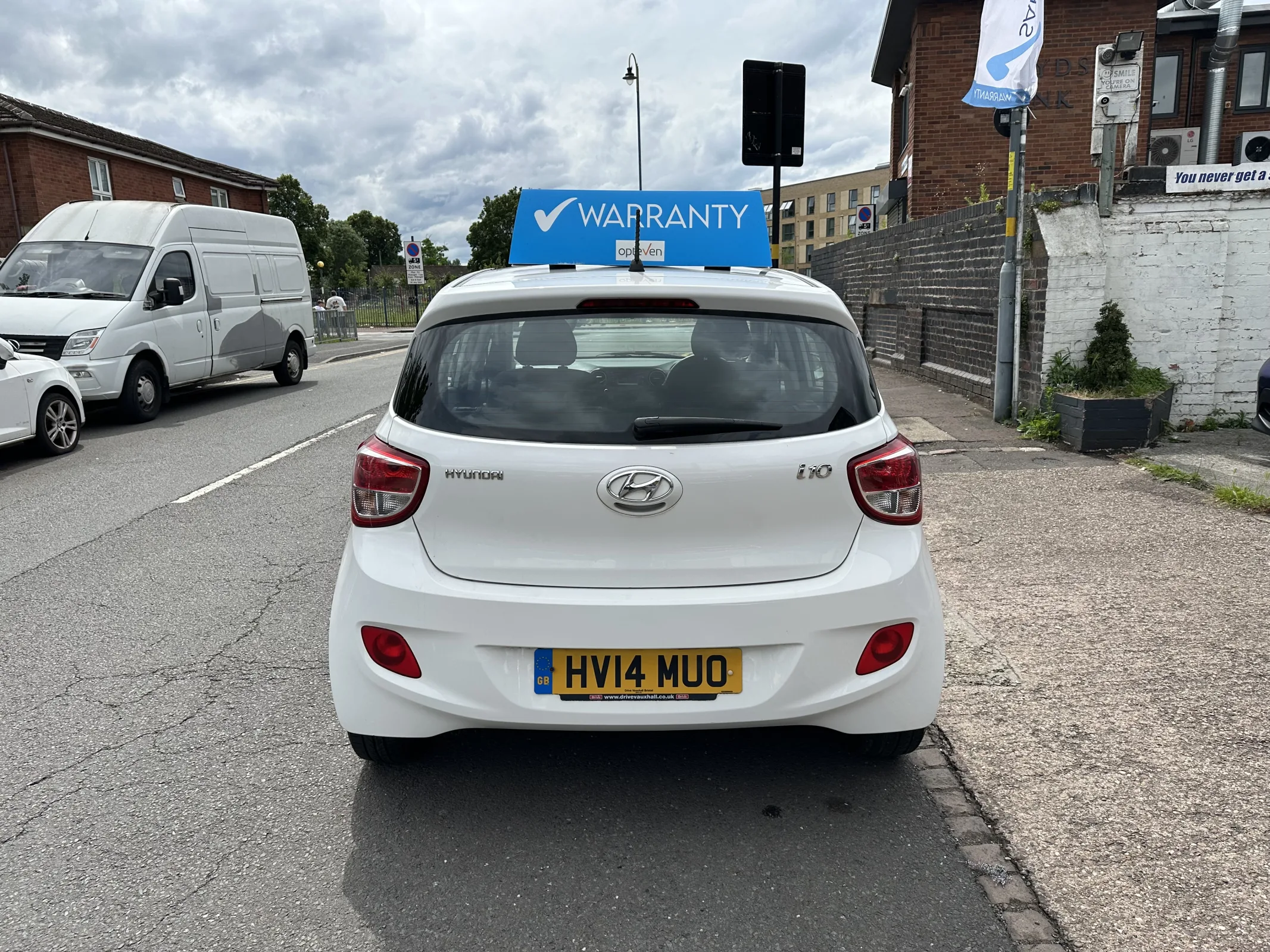 2014 Hyundai i10 1.0 se — image 9