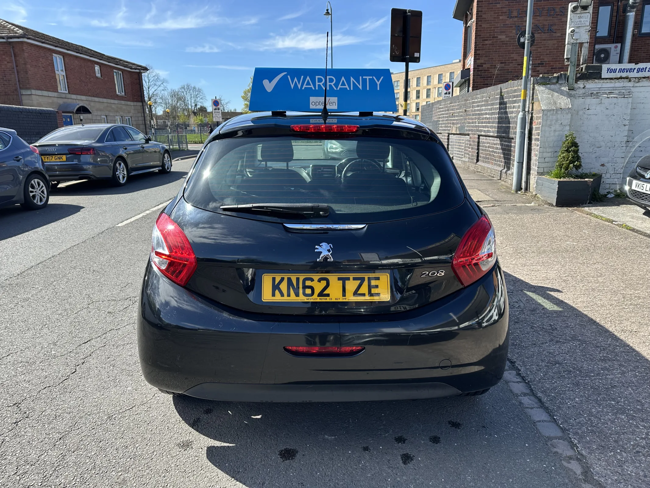 2012 Peugeot 208 1.2 VTi Active — image 9