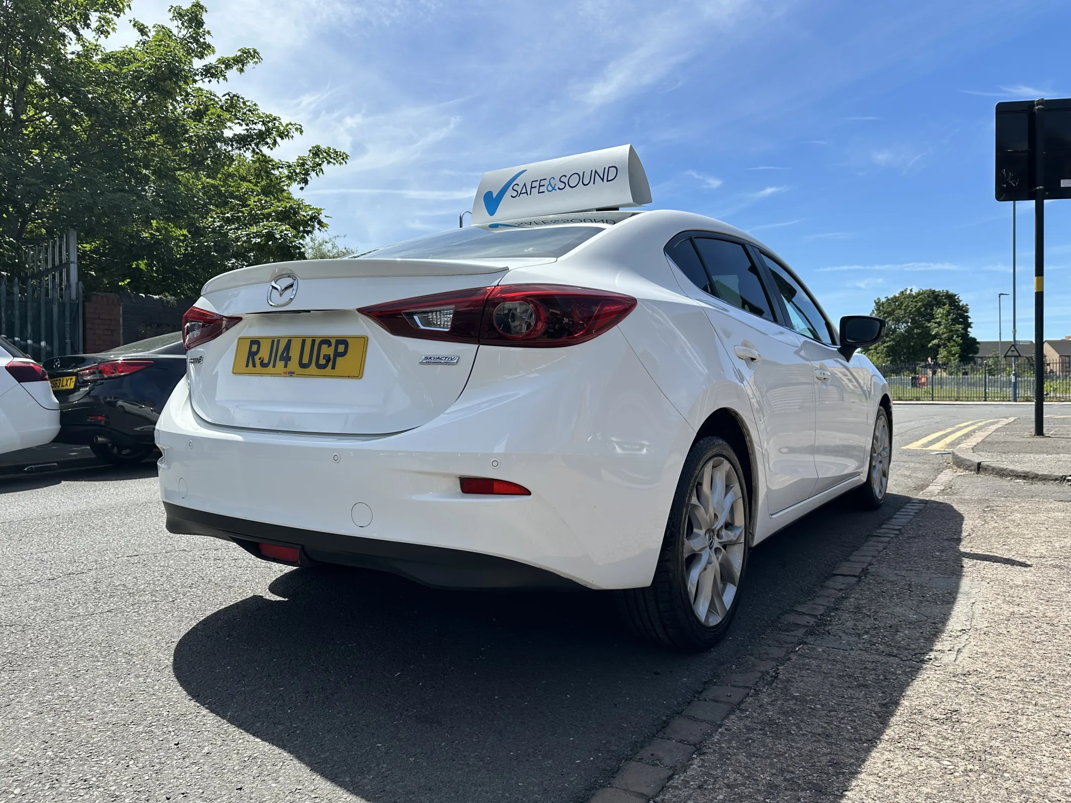 2014 Mazda 3 2.2 Skyactiv-D- Sport — image 10